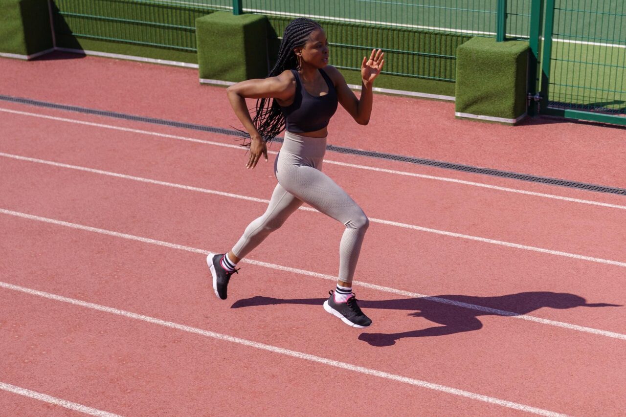 Cum să crești viteza în sprint: 6 exerciții care funcționează pentru atleți