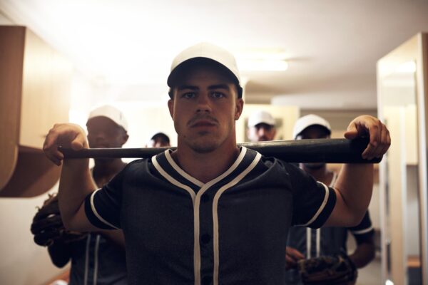 Program de antrenament cu greutăți pentru jucătorii de baseball: construiește putere și rezistență