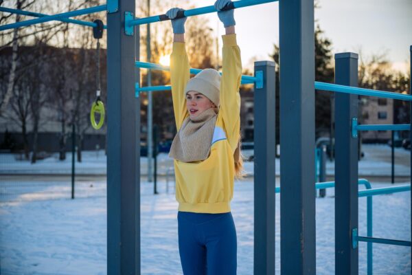 Antrenamente de fitness în sezonul rece: adaptări și motivație în 2026